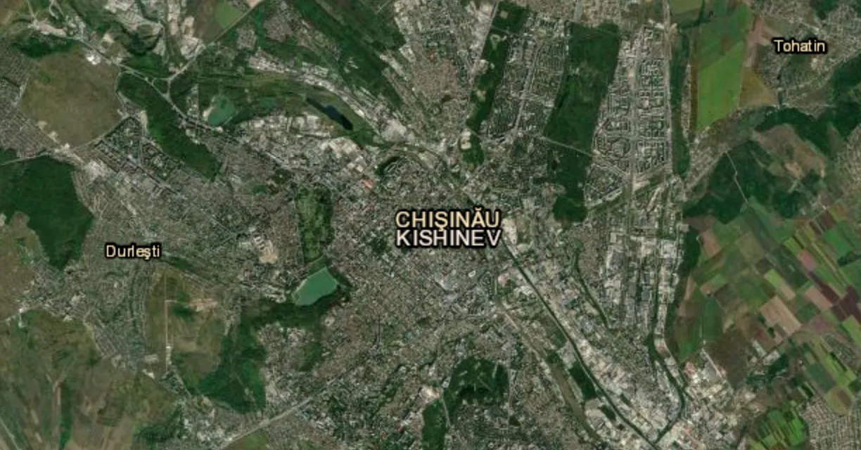 Thousands protest in Chisinau