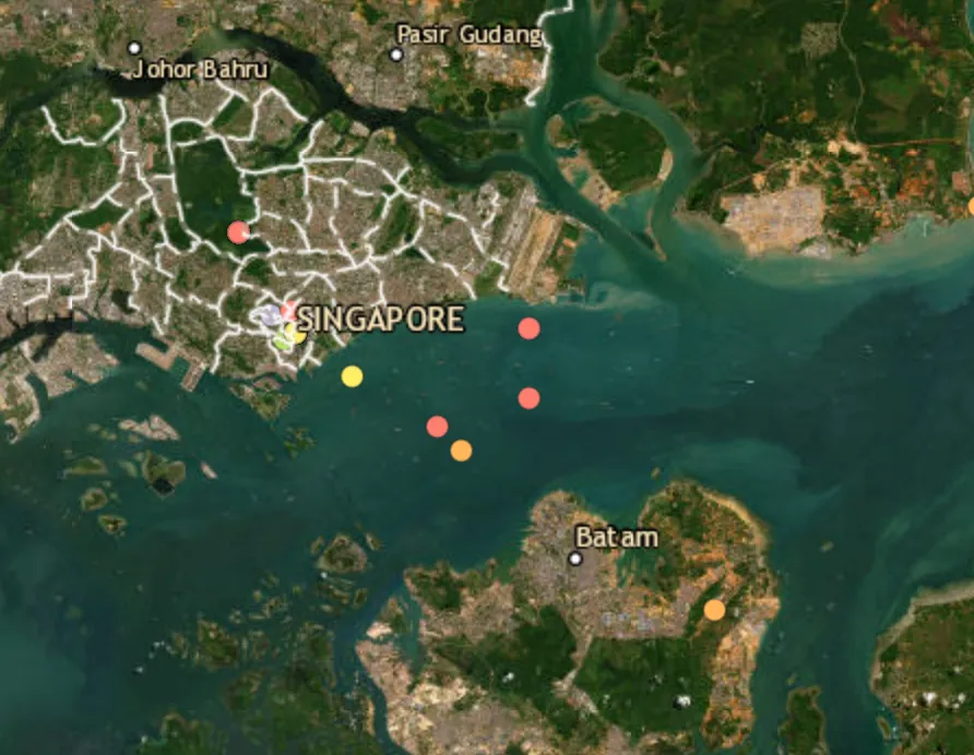 Bulk carriers robbed in the Singapore Strait
