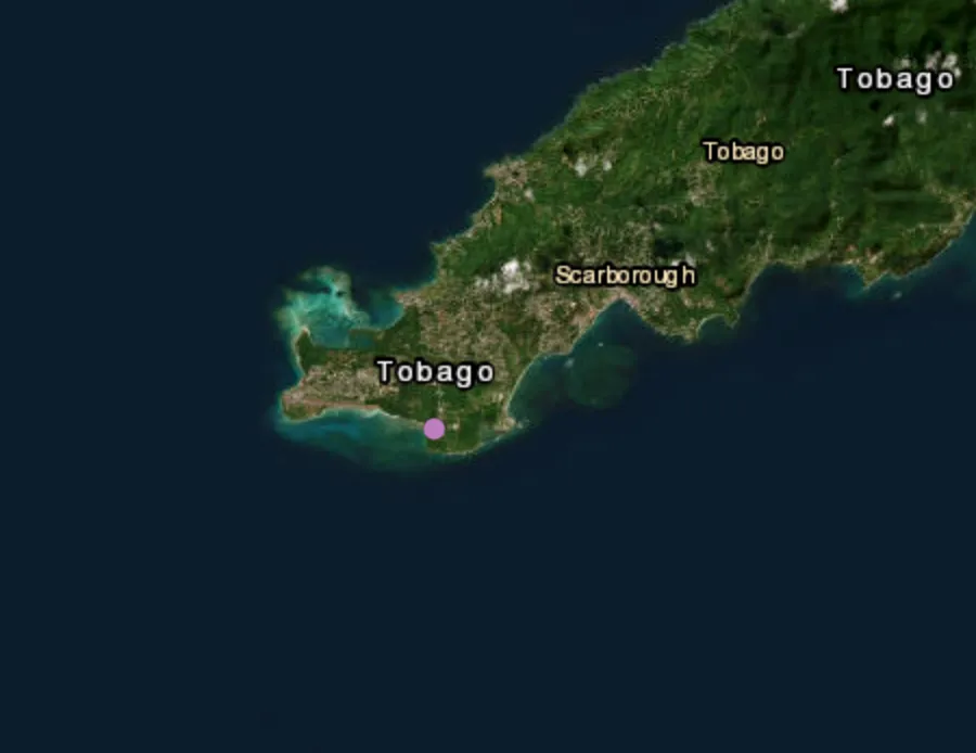 Massive oil spill after ship capsized off of Tobago