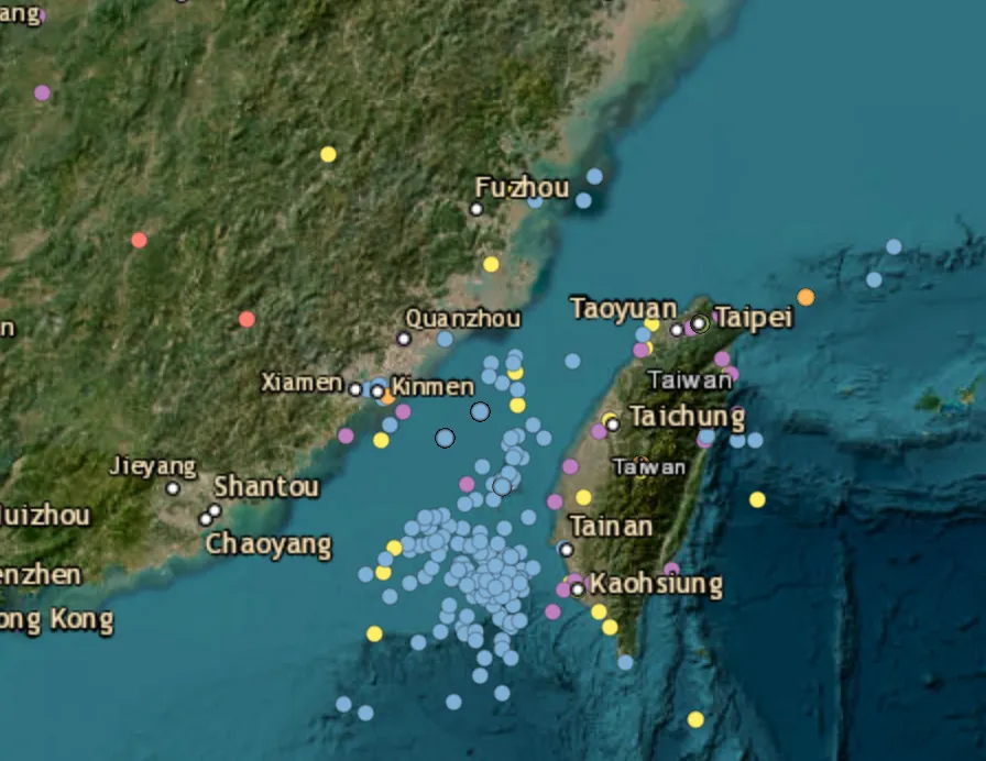 Eighteen Chinese military aircraft and five naval vessels tracked around Taiwan